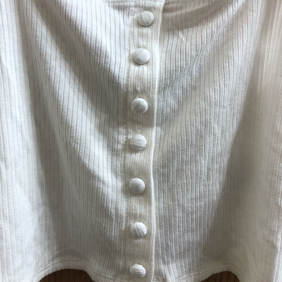 White button up crop top - Picture 2 of 6